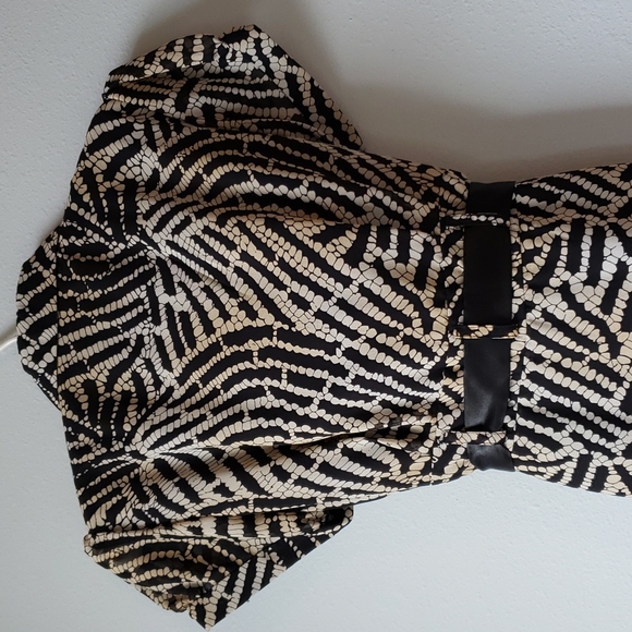 Dress Barn Short Sleeve Black, Beige print long dress size 6 - Picture 3 of 6